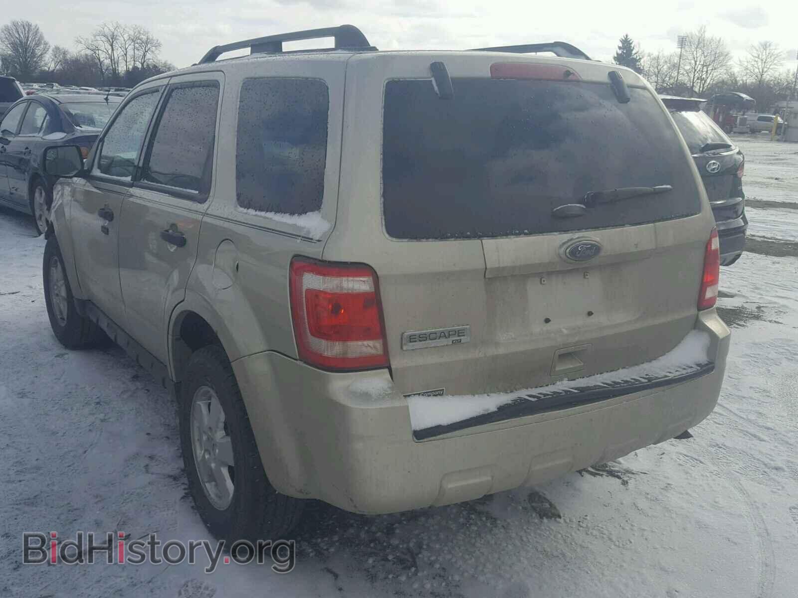 2011 FORD ESCAPE - VIN: 1FMCU9D76BKC49676 - Фото 3