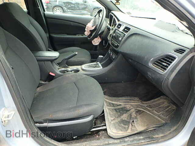 2012 CHRYSLER 200 - VIN: 1C3CCBAB9CN191347 - Фото 5