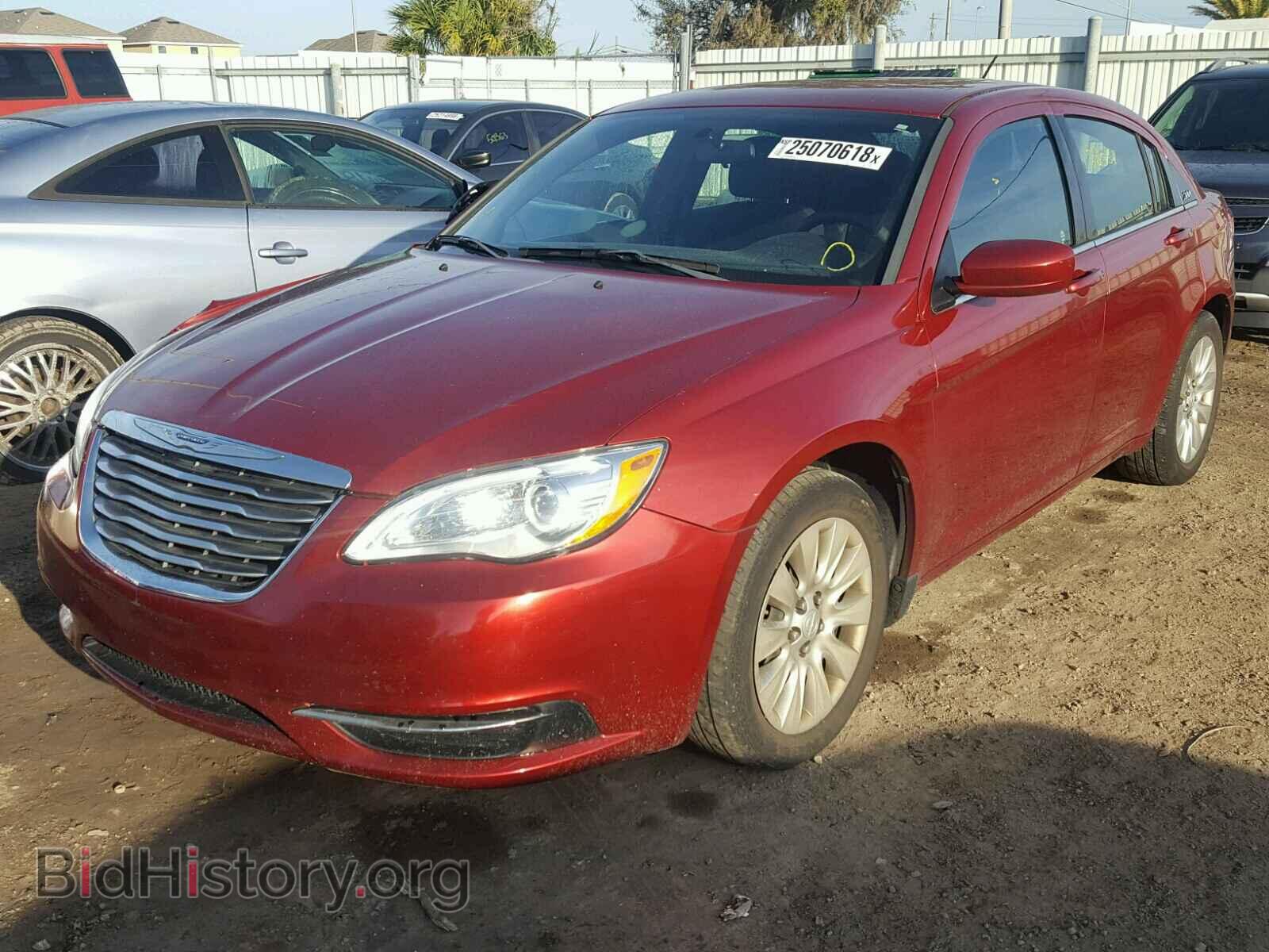 2014 CHRYSLER 200 - VIN: 1C3CCBAB5EN237047 - Фото 2