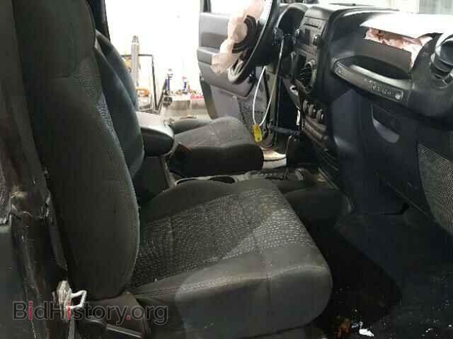 2011 JEEP WRANGLER - VIN: 1J4AA2D13BL501962 - Фото 5