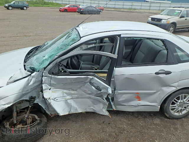 2005 FORD FOCUS - VIN: 1FAFP34N05W191376 - Фото 9