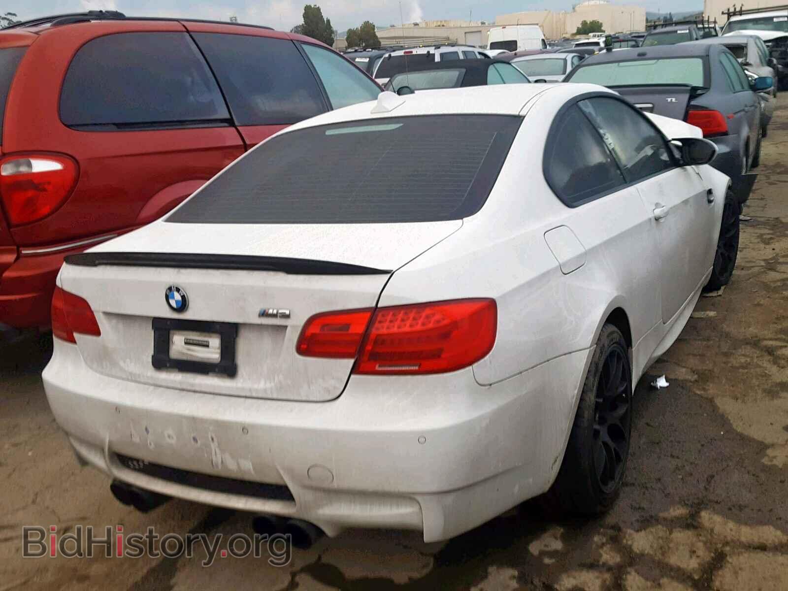 2011 BMW M3 - VIN: WBSKG9C55BE368897 - Фото 4