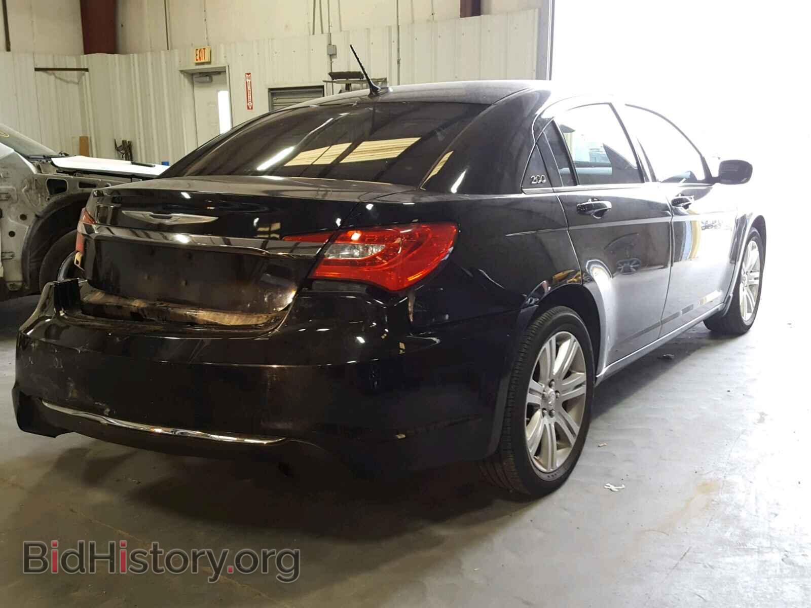 2013 CHRYSLER 200 - VIN: 1C3CCBBB0DN651785 - Фото 4