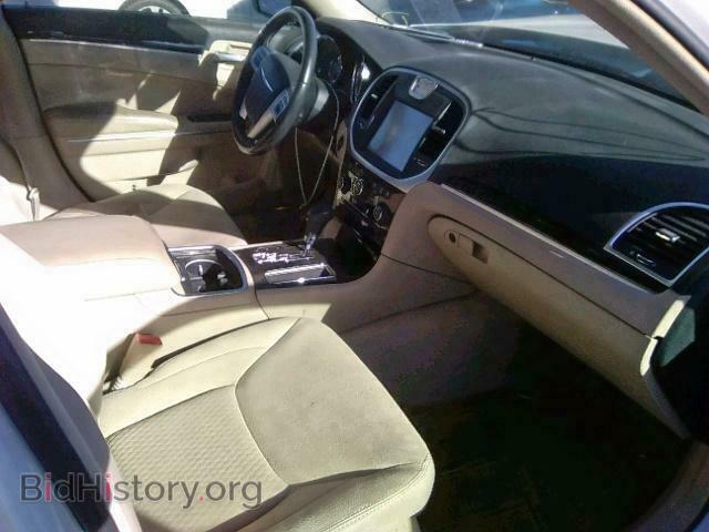 2011 CHRYSLER 300 - VIN: 2C3CA4CG8BH528124 - Фото 5