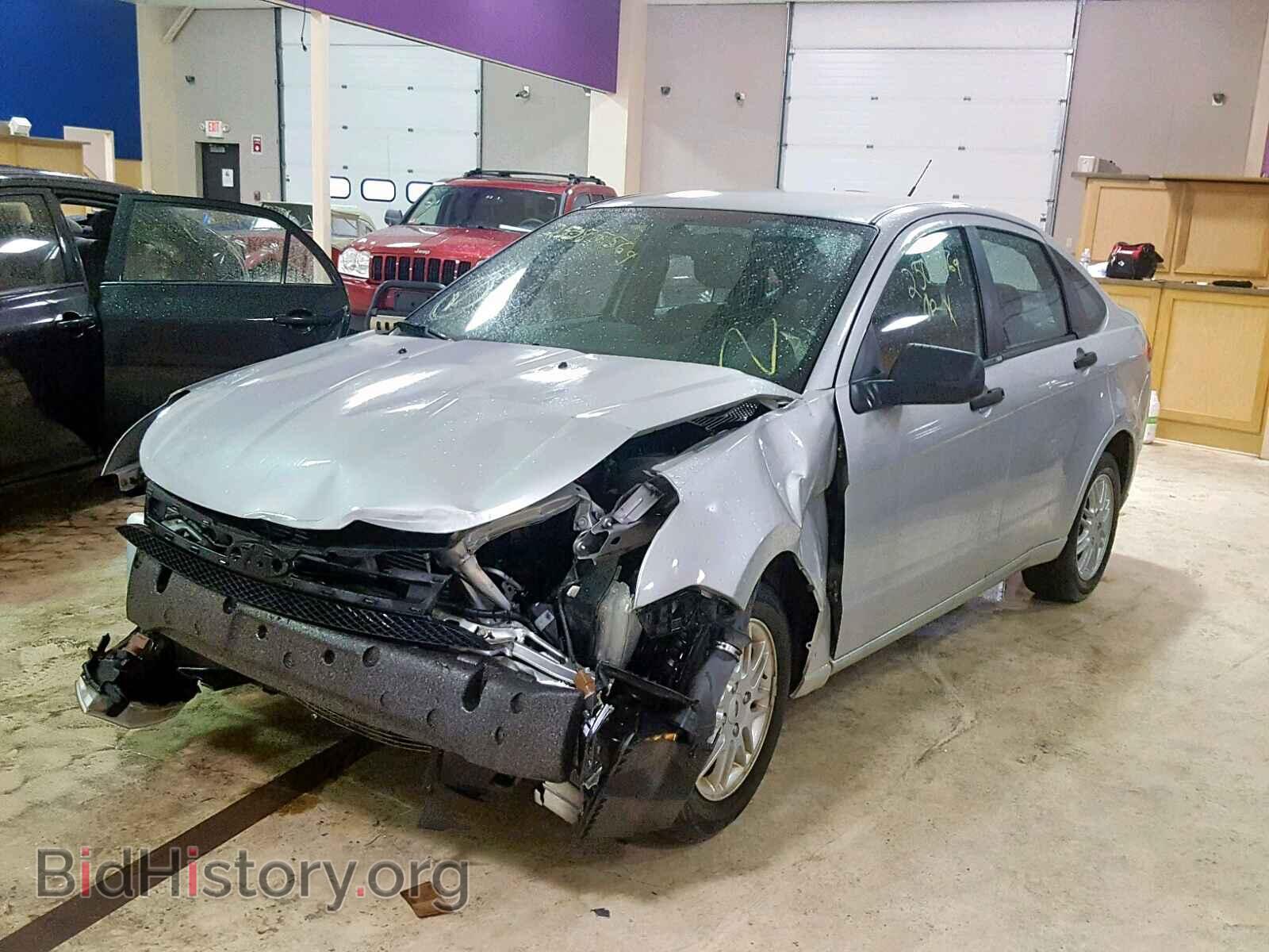 2009 FORD FOCUS SE - VIN: 1FAHP35N79W242577 - Фото 2