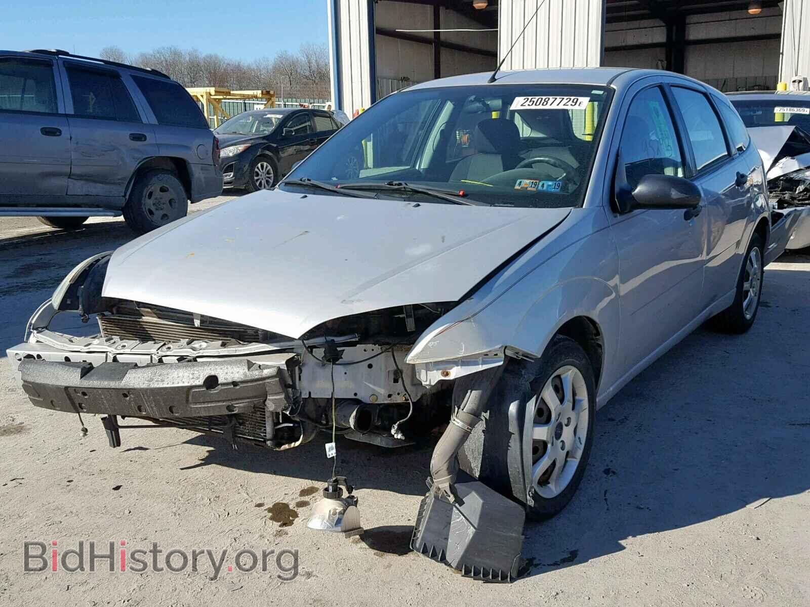 2005 FORD FOCUS - VIN: 3FAFP37N65R159112 - Фото 2