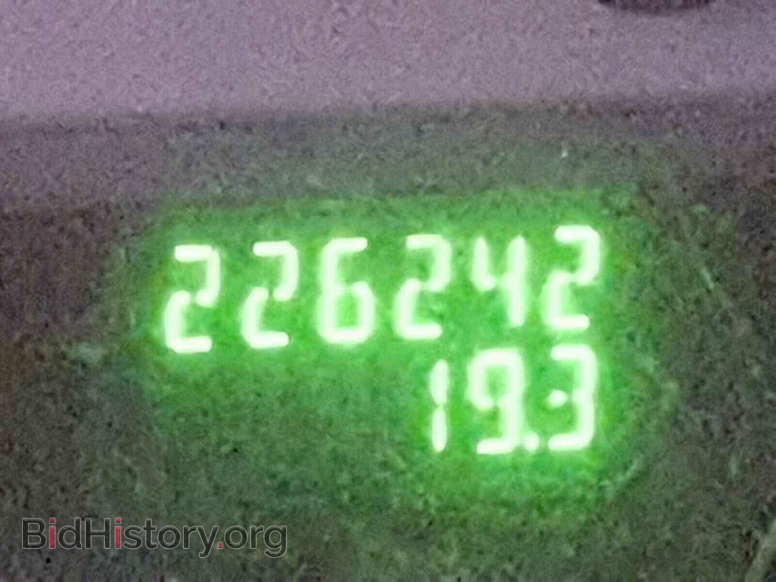 2005 FORD EXPLORER - VIN: 1FMZU67K65UB94910 - Photo 8