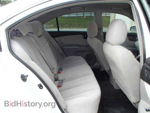 2007 KIA OPTIMA - VIN: KNAGE123175134975 - Фото 6