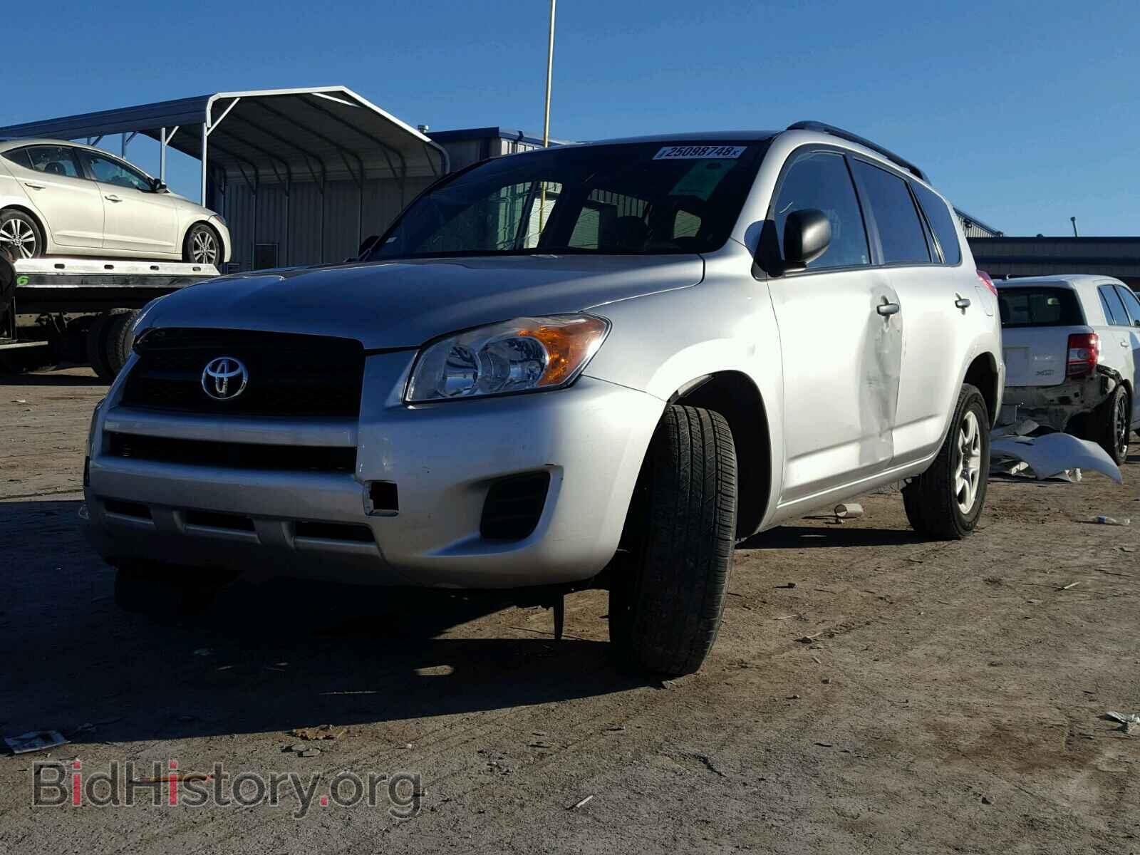 2011 TOYOTA RAV4 - VIN: 2T3BF4DV0BW095355 - Фото 2