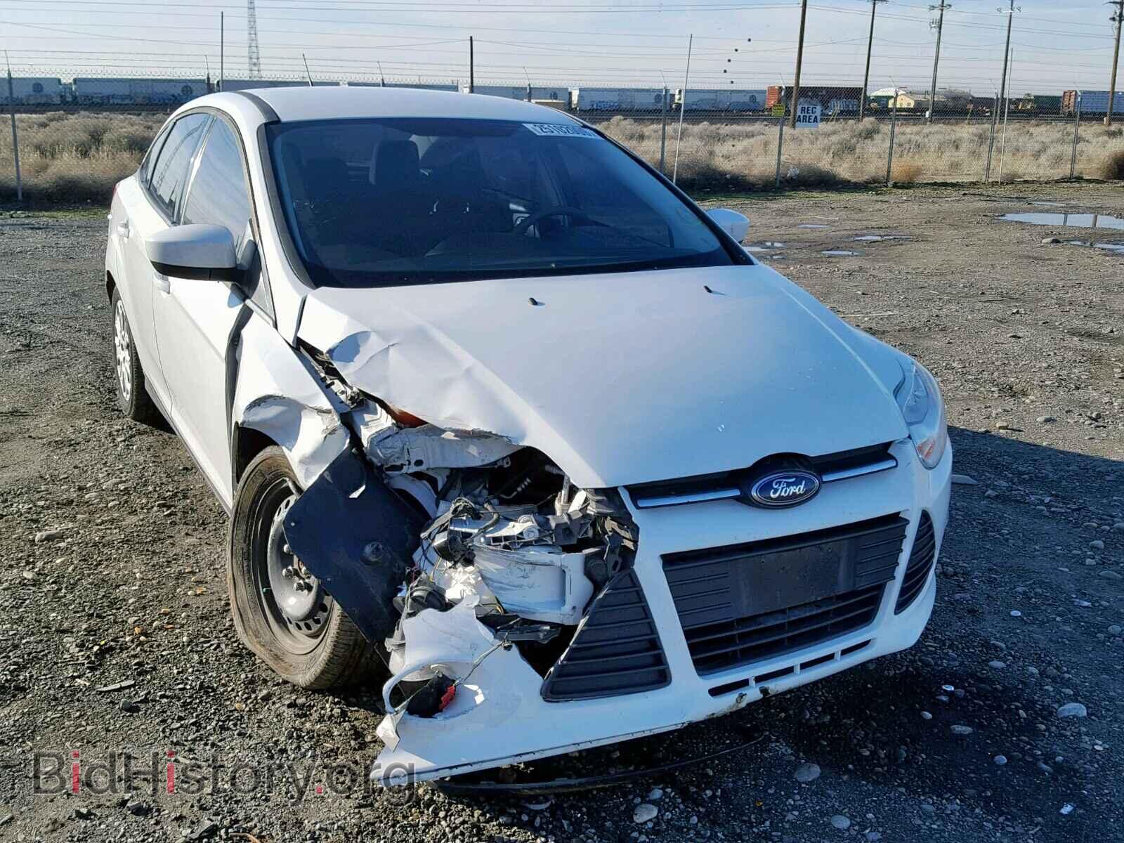 Photo 1FAHP3F27CL258338 - FORD FOCUS SE 2012