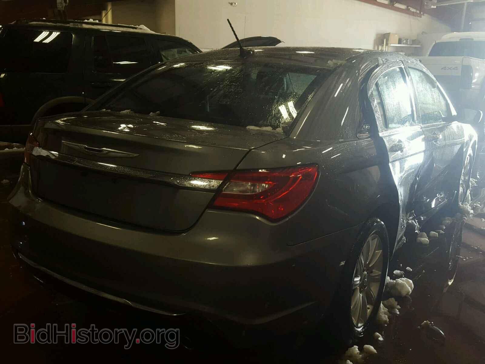2013 CHRYSLER 200 - VIN: 1C3CCBCG1DN601827 - Photo 4