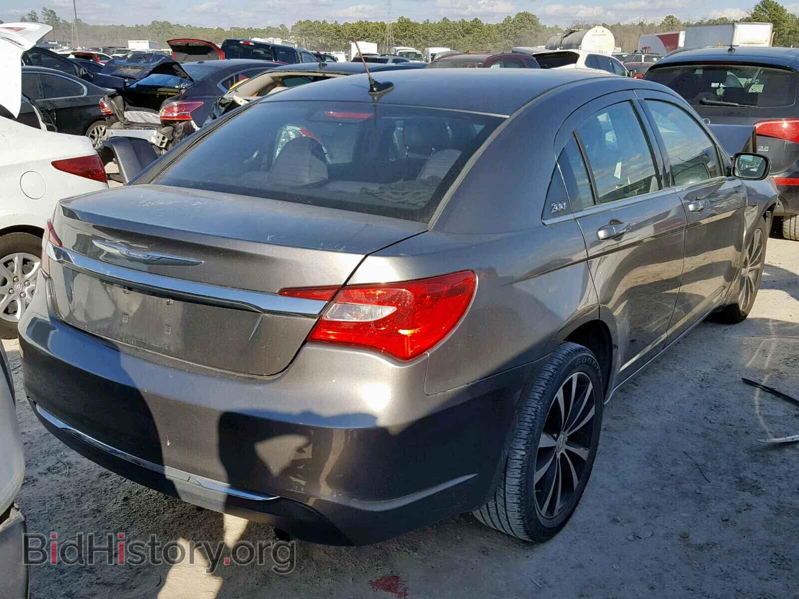2012 CHRYSLER 200 - VIN: 1C3CCBAB0CN282085 - Фото 4