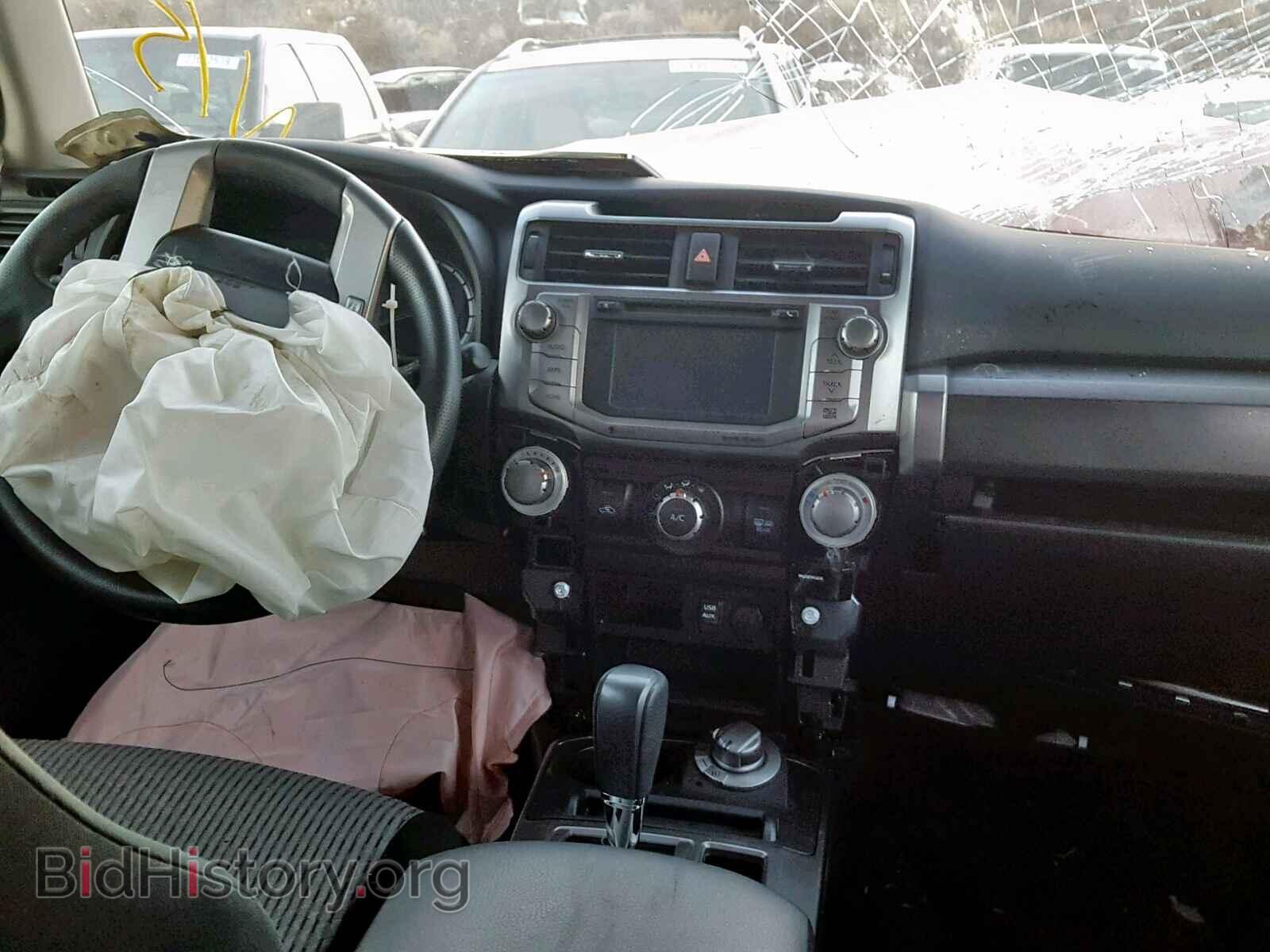 2018 TOYOTA 4RUNNER SR - VIN: JTEBU5JRXJ5515224 - Фото 9