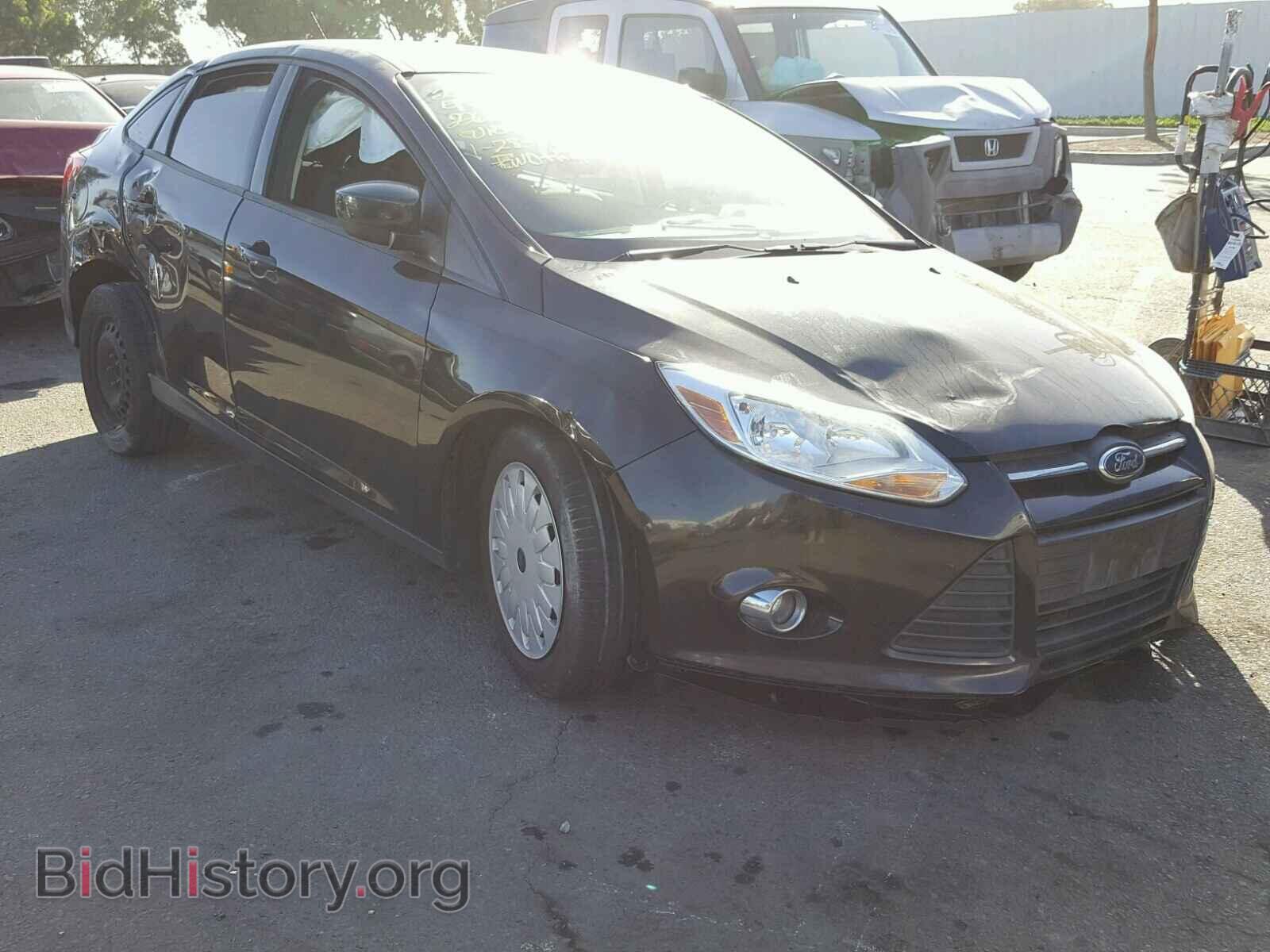 Photo 1FAHP3F22CL304836 - FORD FOCUS 2012