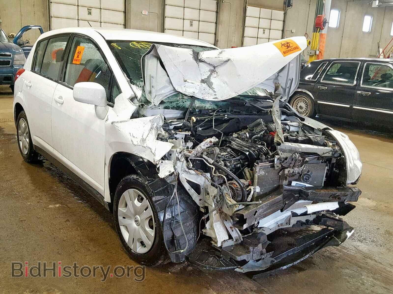 Фотография  - NISSAN VERSA 2011
