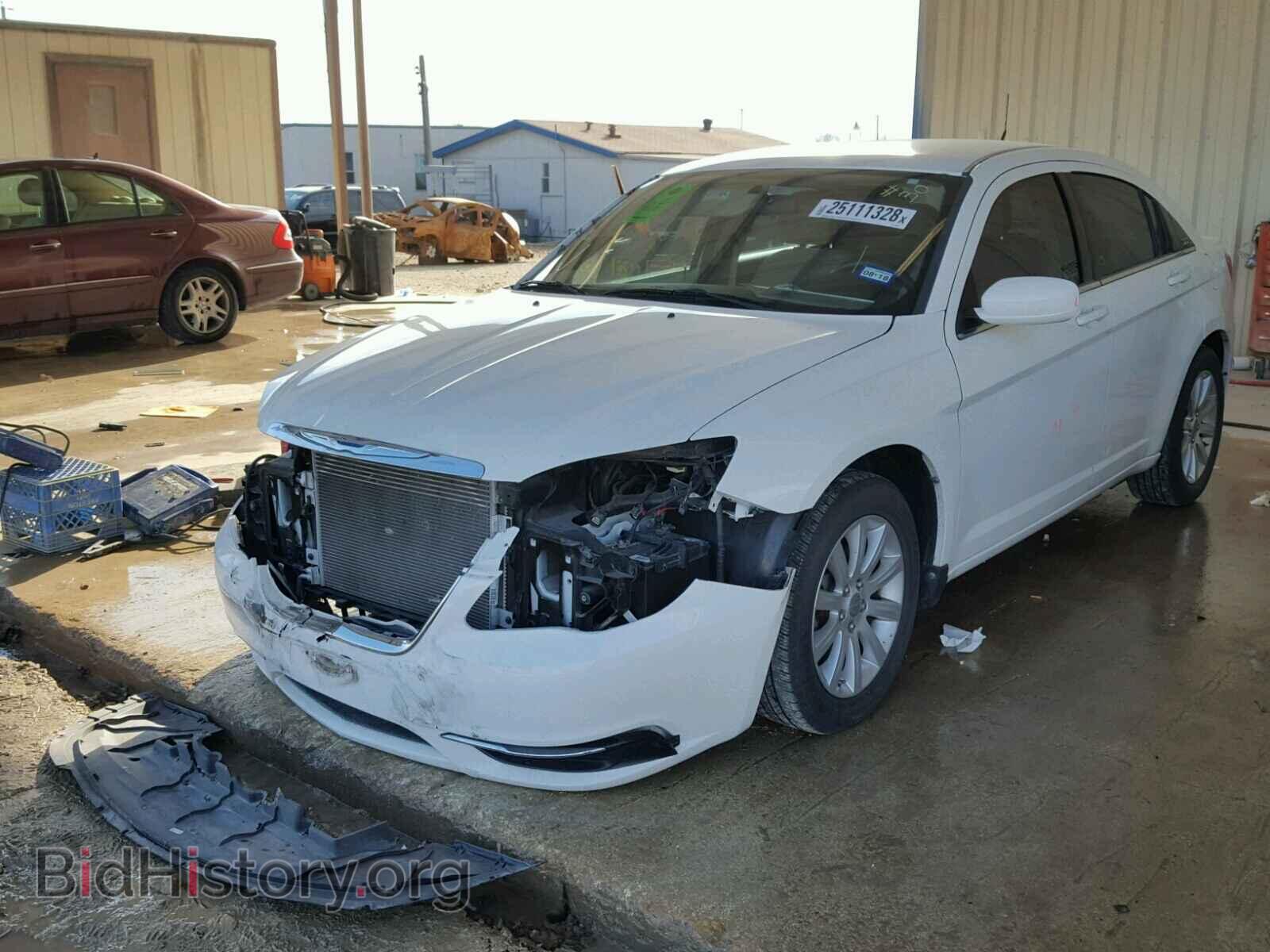 2011 CHRYSLER 200 - VIN: 1C3BC1FB7BN500861 - Фото 2