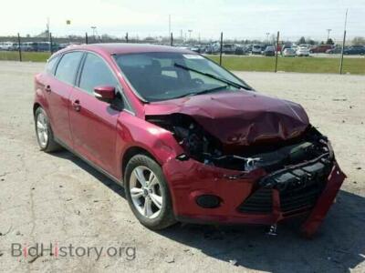 2014 Ford FOCUS Focus SE, red — VIN 1FADP3K28EL318411, Copart