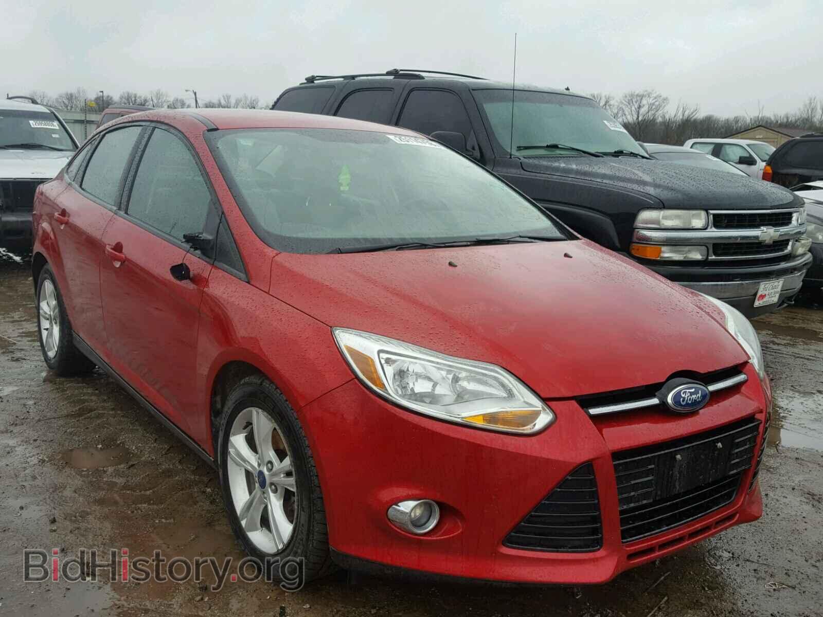 Photo 1FAHP3F28CL104642 - FORD FOCUS 2012
