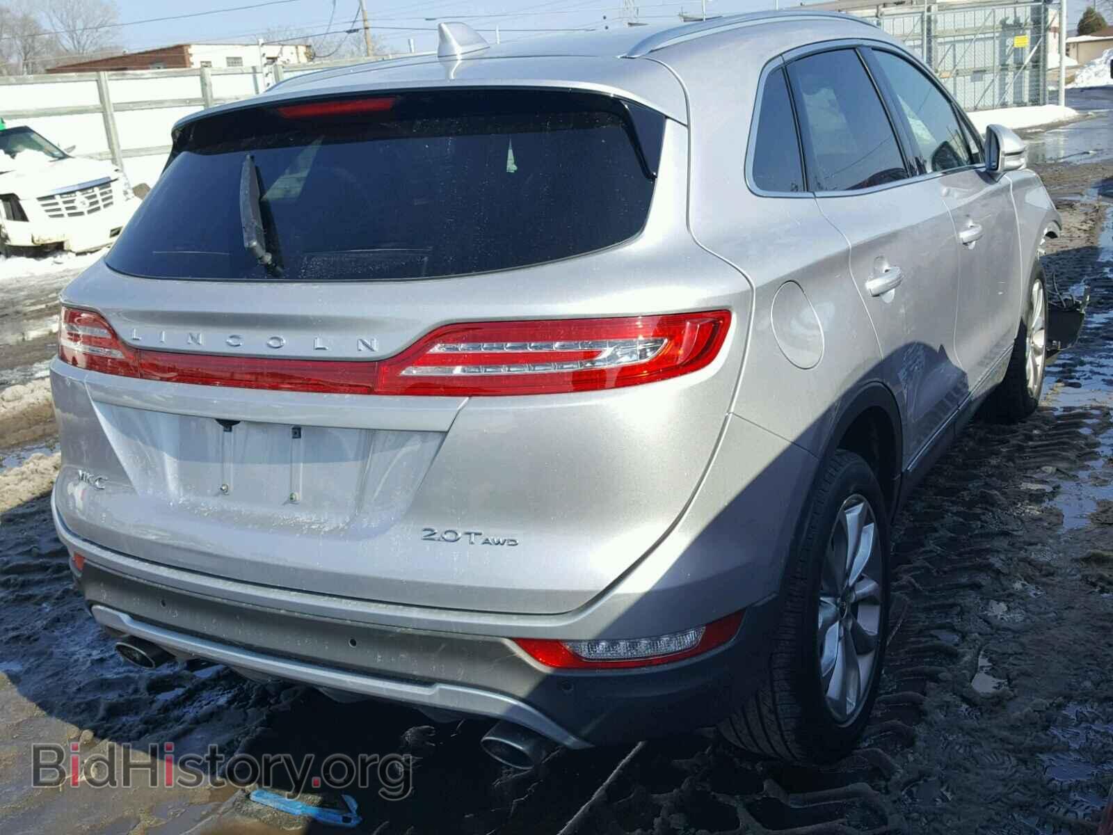 2017 LINCOLN MKC - VIN: 5LMCJ2D90HUL02609 - Photo 4