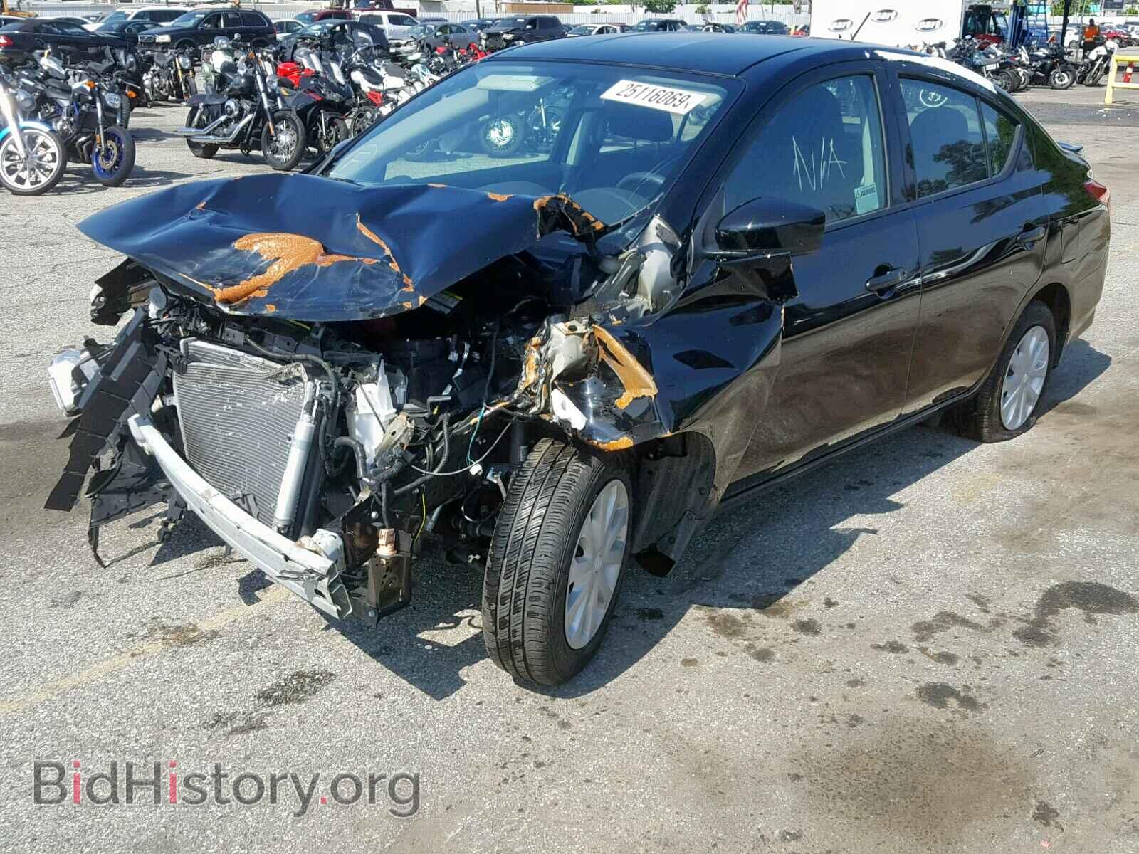 2019 NISSAN VERSA - VIN: 3N1CN7AP0KL807873 - Фото 2