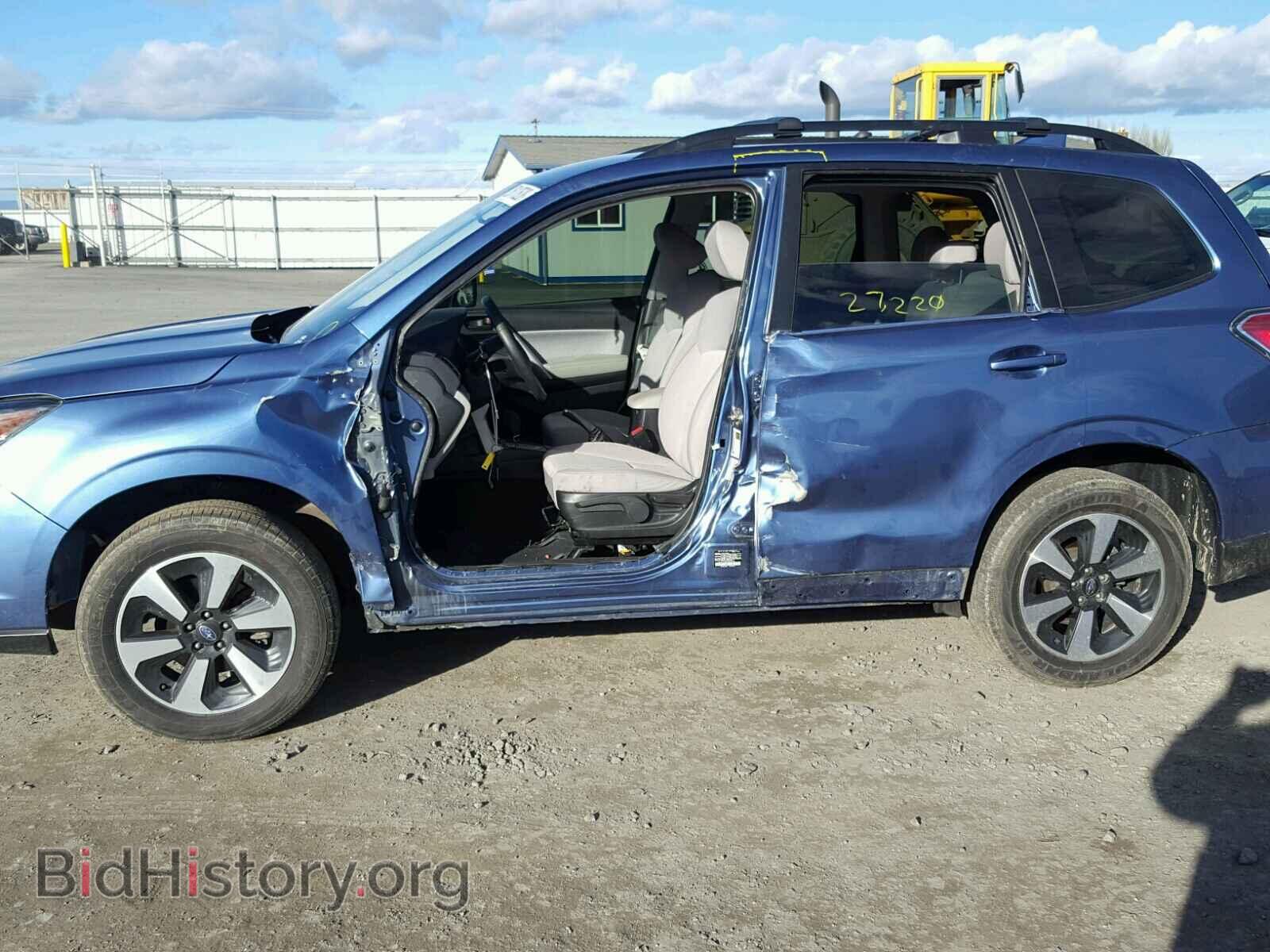 2017 SUBARU FORESTER - VIN: JF2SJABC6HH433002 - Фото 10