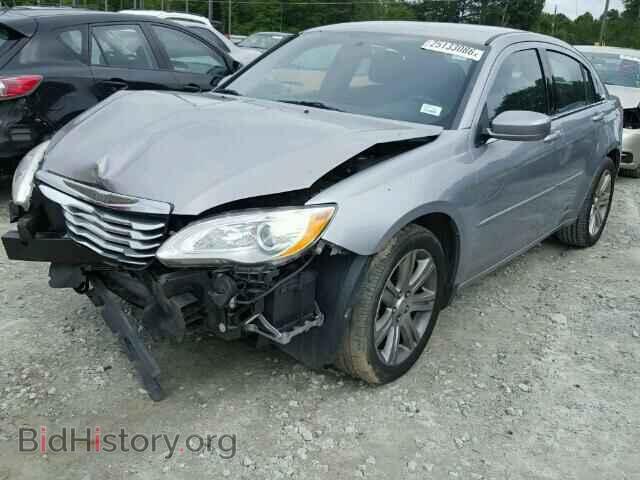 2013 CHRYSLER 200 - VIN: 1C3CCBBB7DN715028 - Photo 2