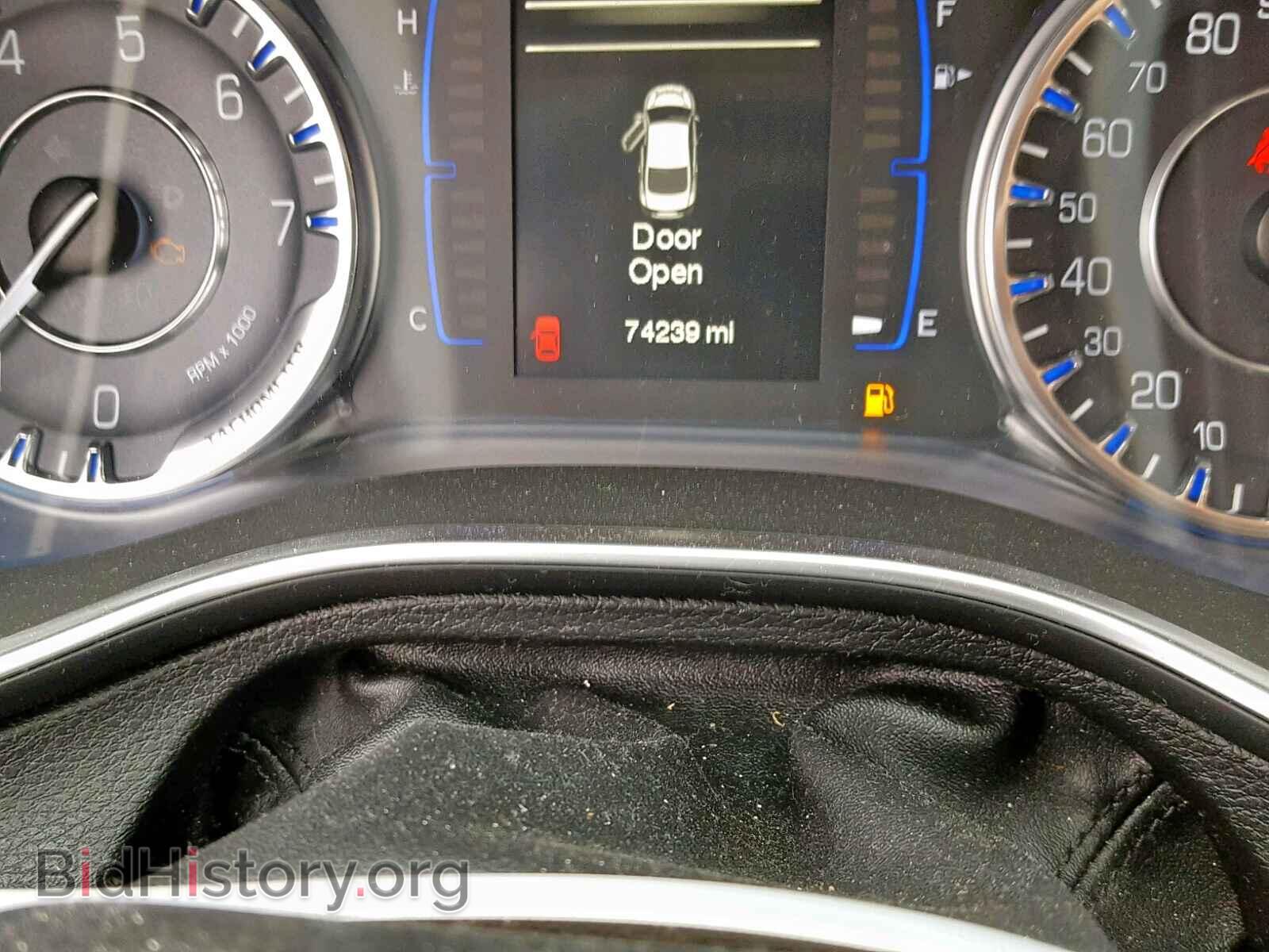 2015 CHRYSLER 200 - VIN: 1C3CCCAB0FN747247 - Фото 8