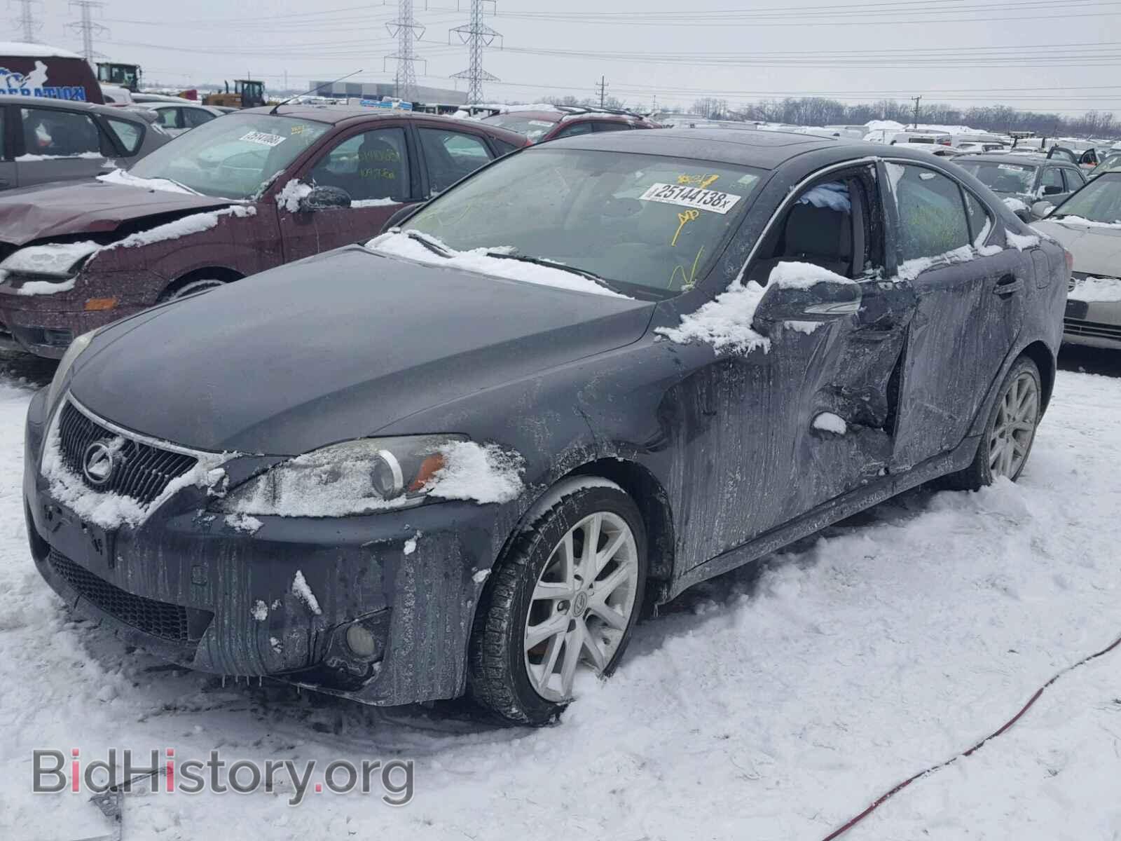 2011 LEXUS IS250 - VIN: JTHCF5C22B5050103 - Фото 2