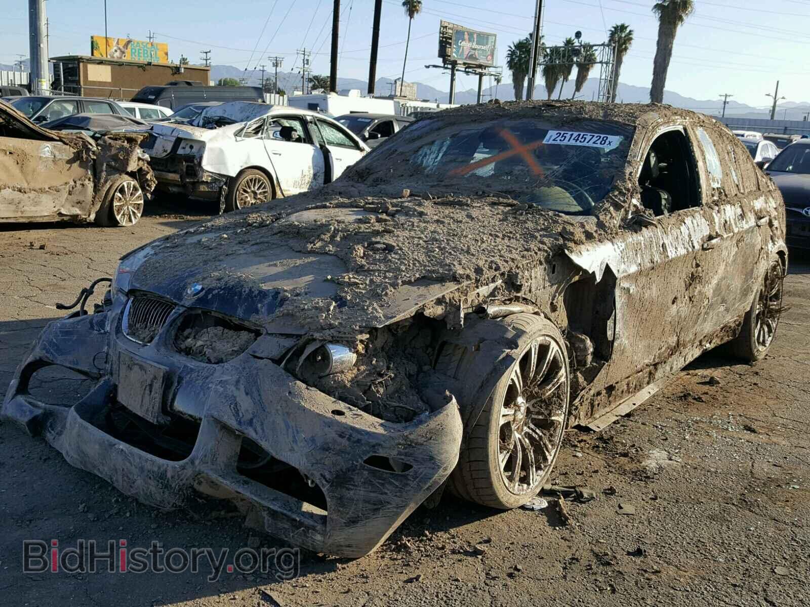 2009 BMW M3 - VIN: WBSPM93589E201328 - Photo 2