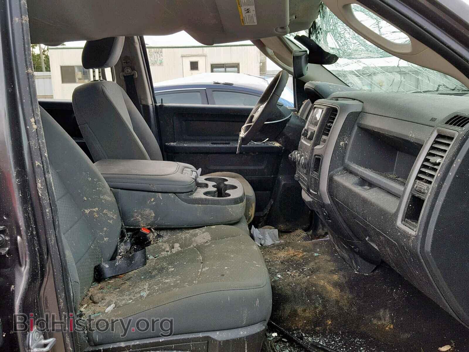 2018 RAM 1500 ST - VIN: 1C6RR6FT8JS114939 - Фото 5