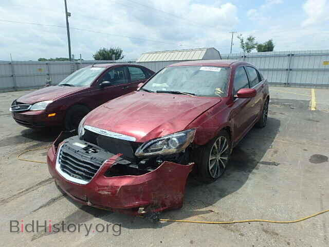 2013 CHRYSLER 200 - VIN: 1C3CCBCG7DN597444 - Фото 2
