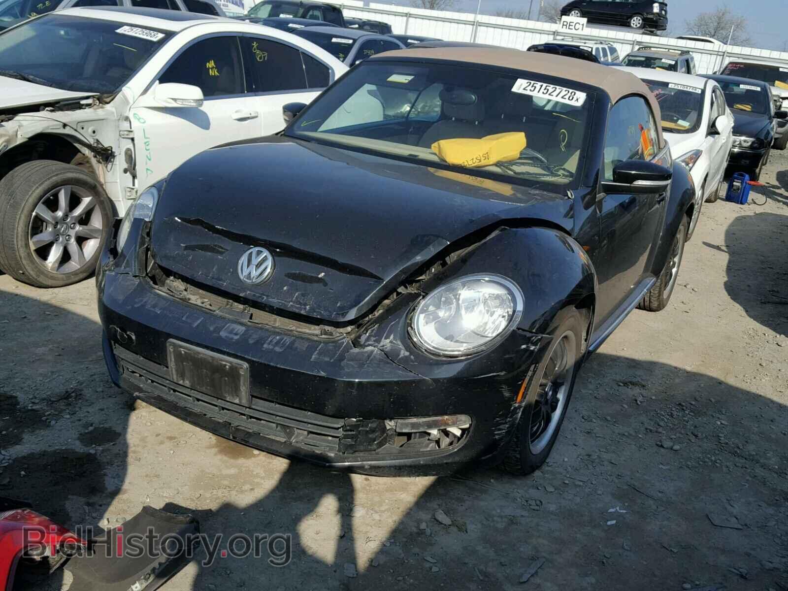 2013 VOLKSWAGEN BEETLE - VIN: 3VW5P7AT1DM802429 - Фото 2