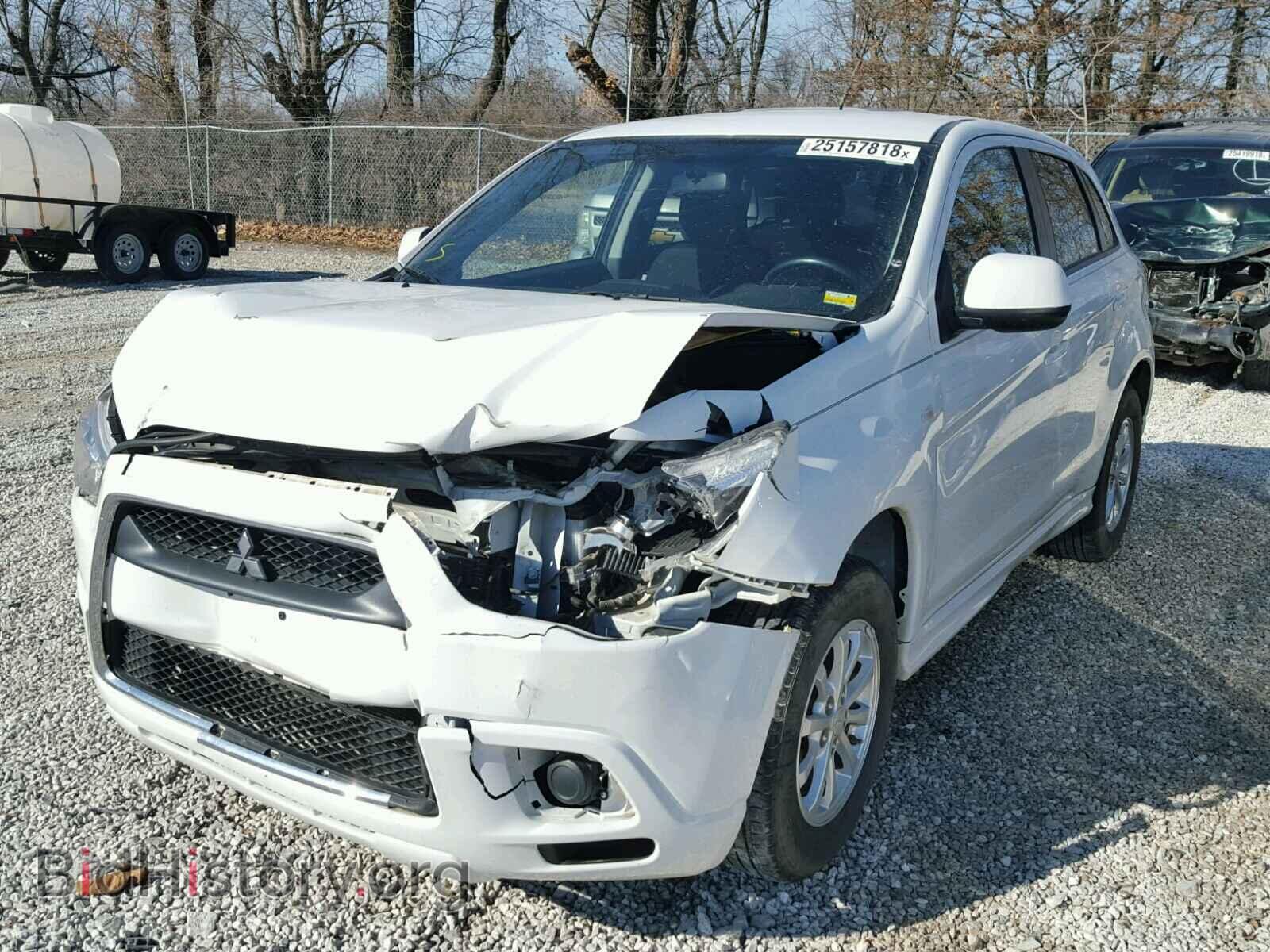 2011 MITSUBISHI OUTLANDER - VIN: JA4AP3AU8BZ010979 - Фото 2