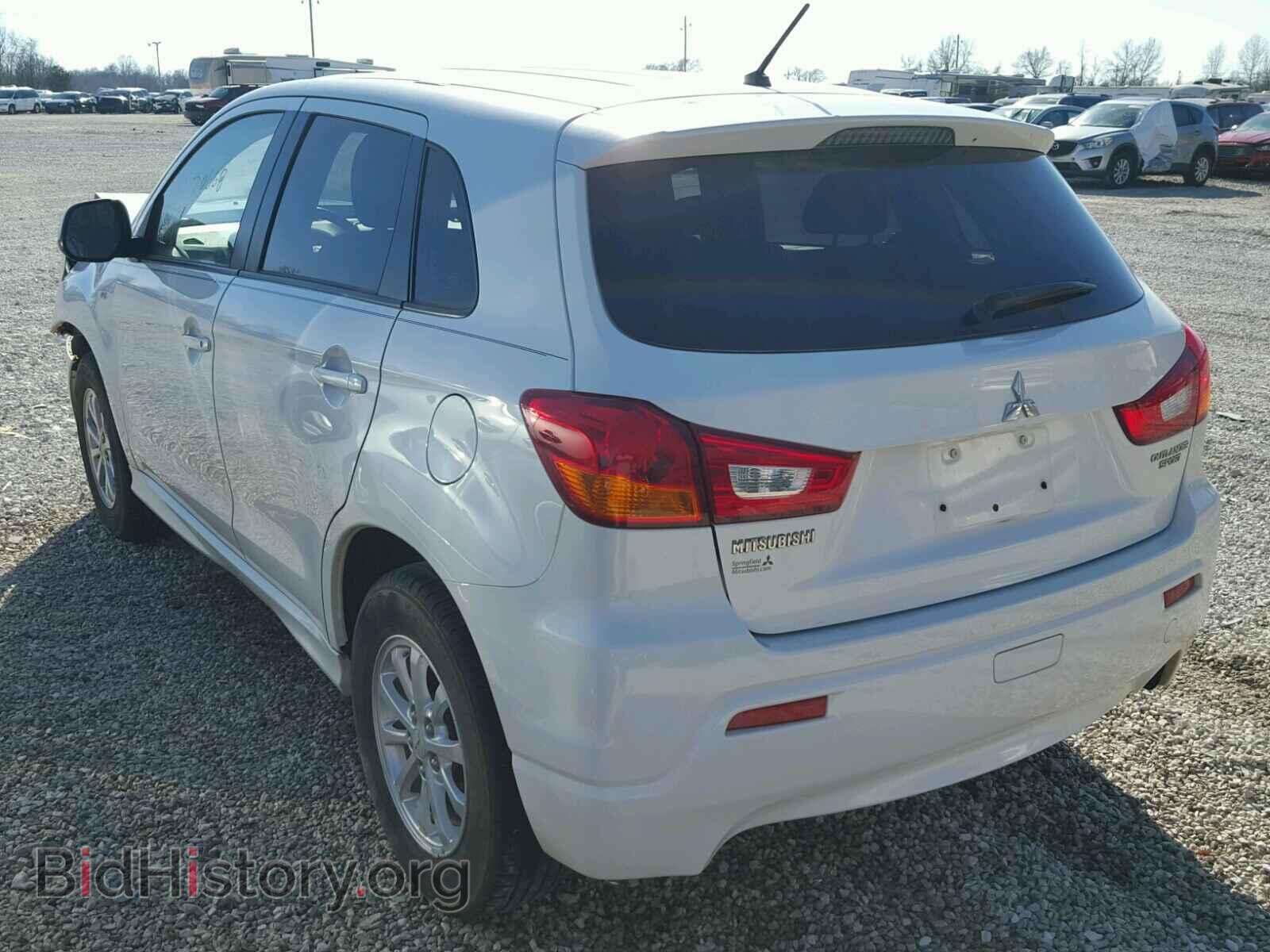 2011 MITSUBISHI OUTLANDER - VIN: JA4AP3AU8BZ010979 - Фото 3