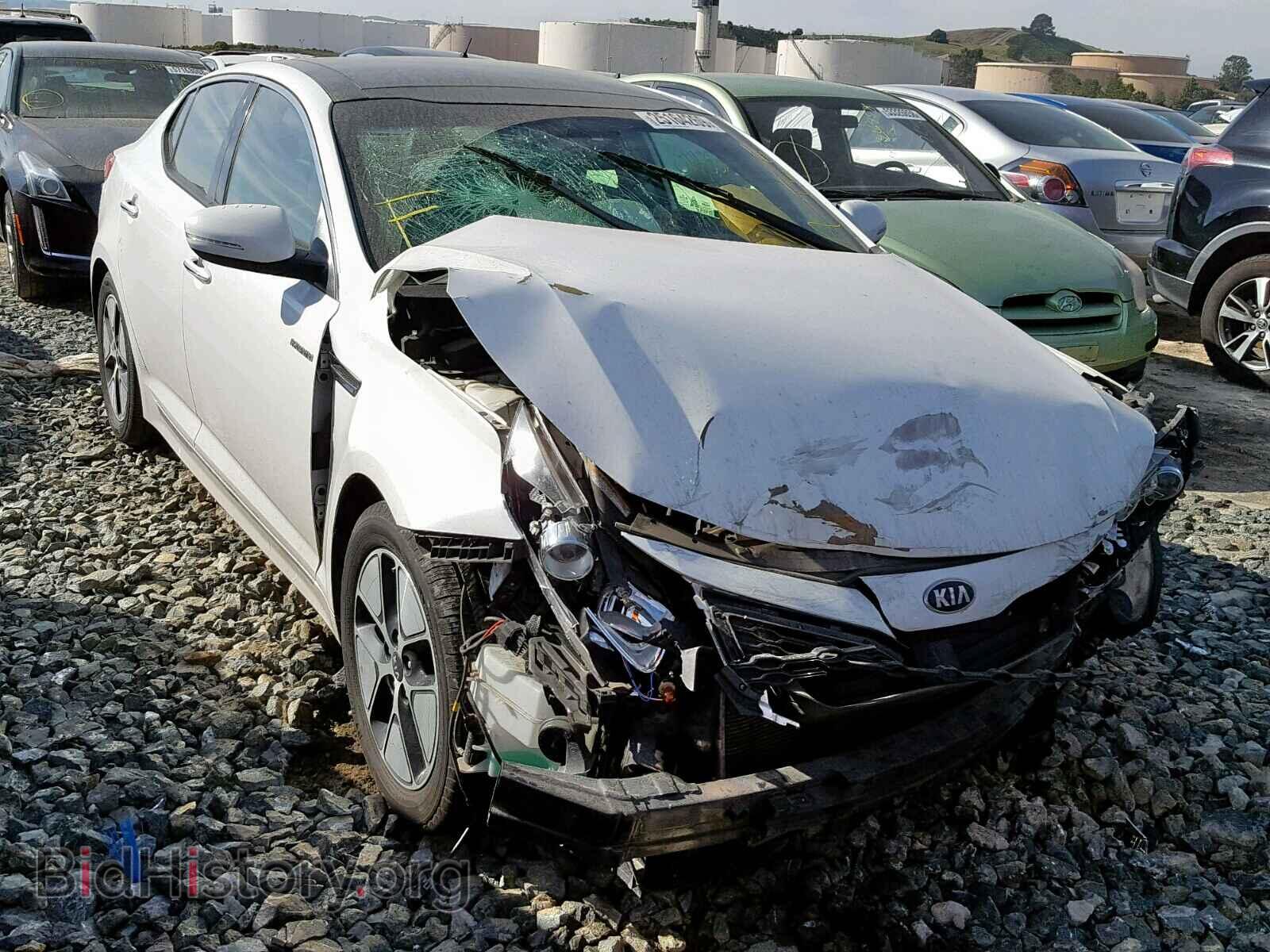 Фотография KNAGM4AD9D5045357 - KIA OPTIMA 2013