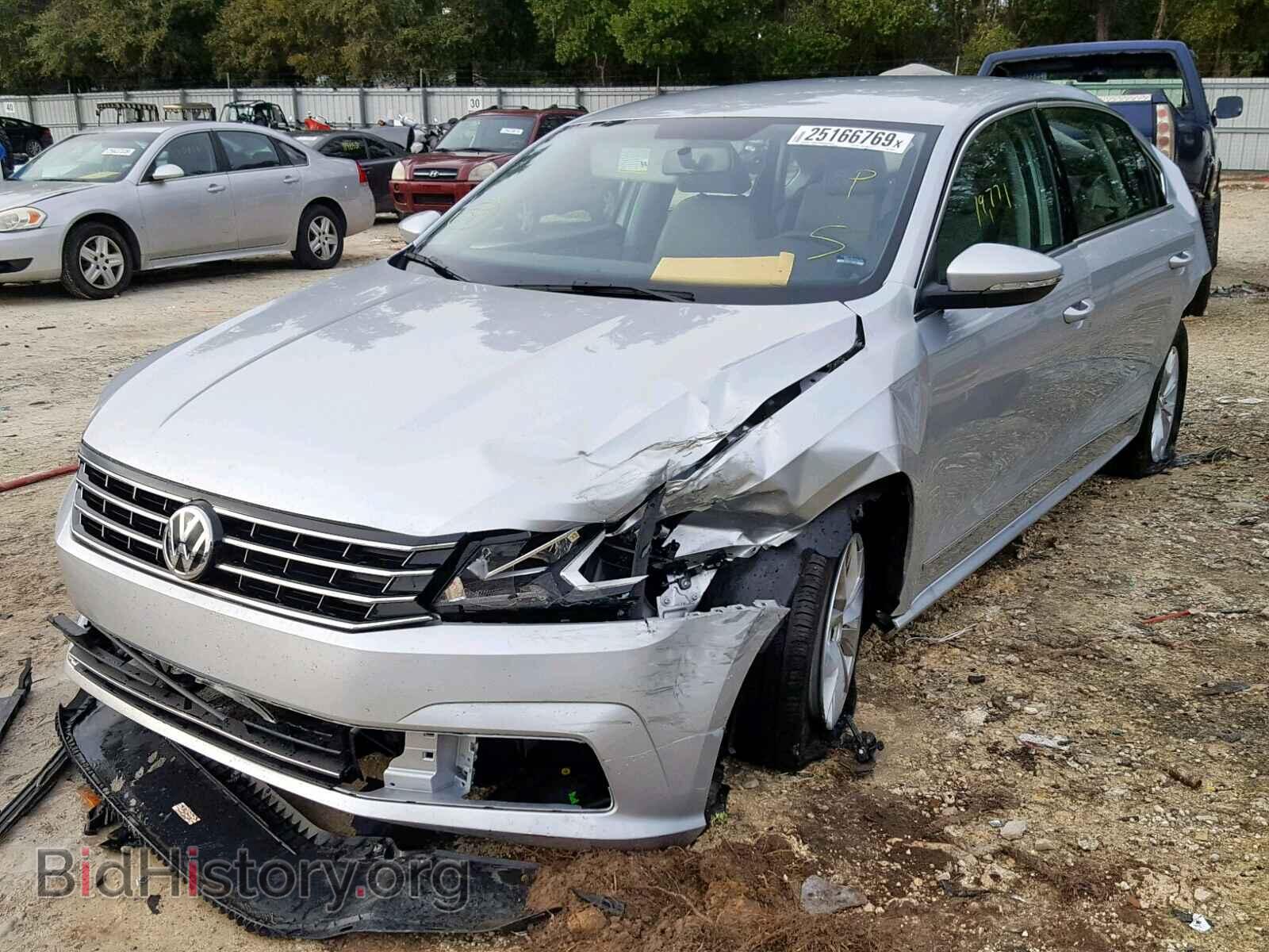 2017 VOLKSWAGEN PASSAT - VIN: 1VWAT7A37HC065531 - Photo 2