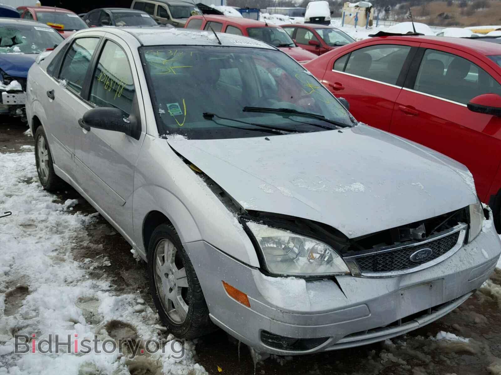 Фотография 1FAFP34N45W148823 - FORD FOCUS 2005