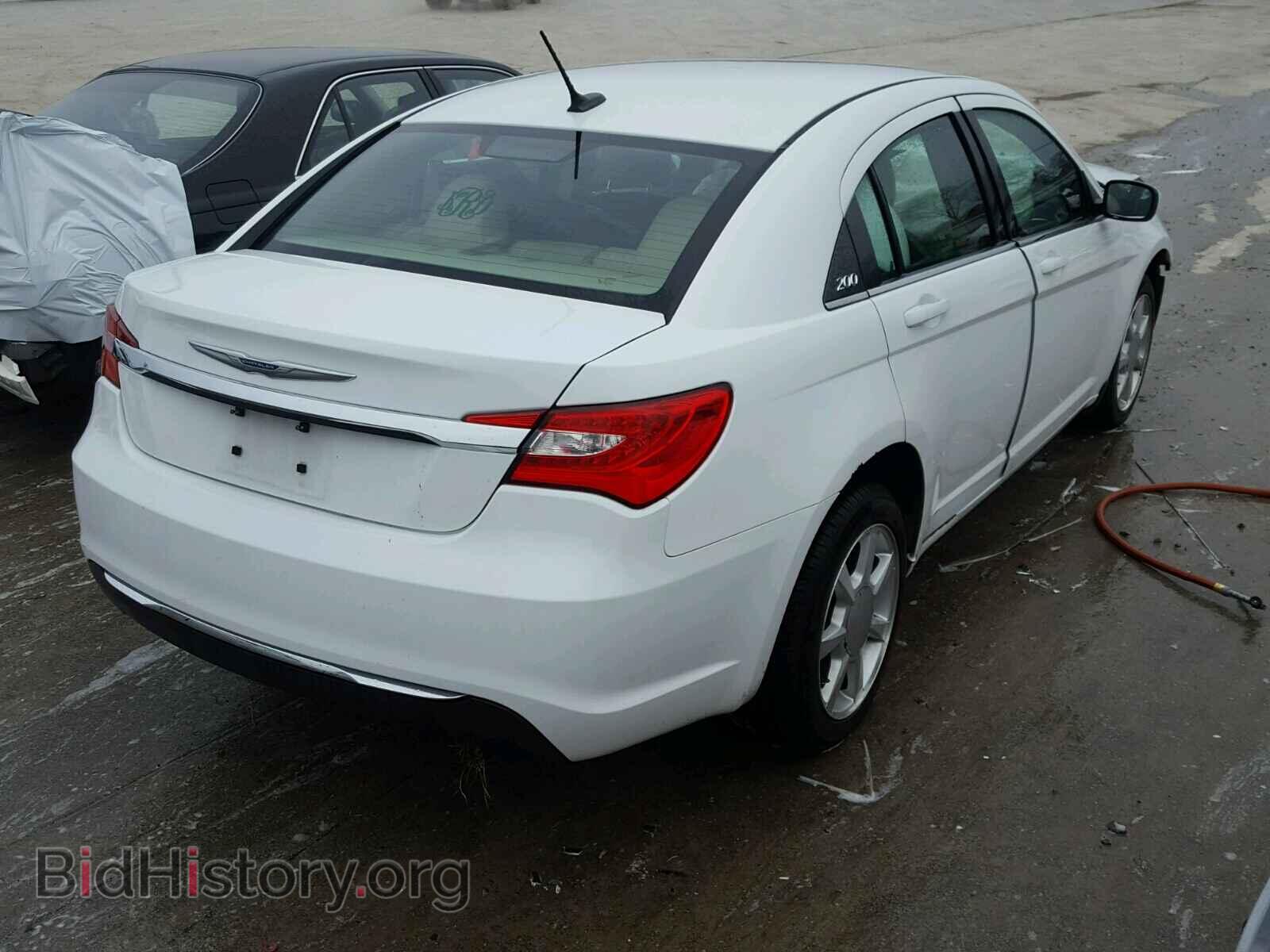 2013 CHRYSLER 200 - VIN: 1C3CCBBB7DN542563 - Фото 4