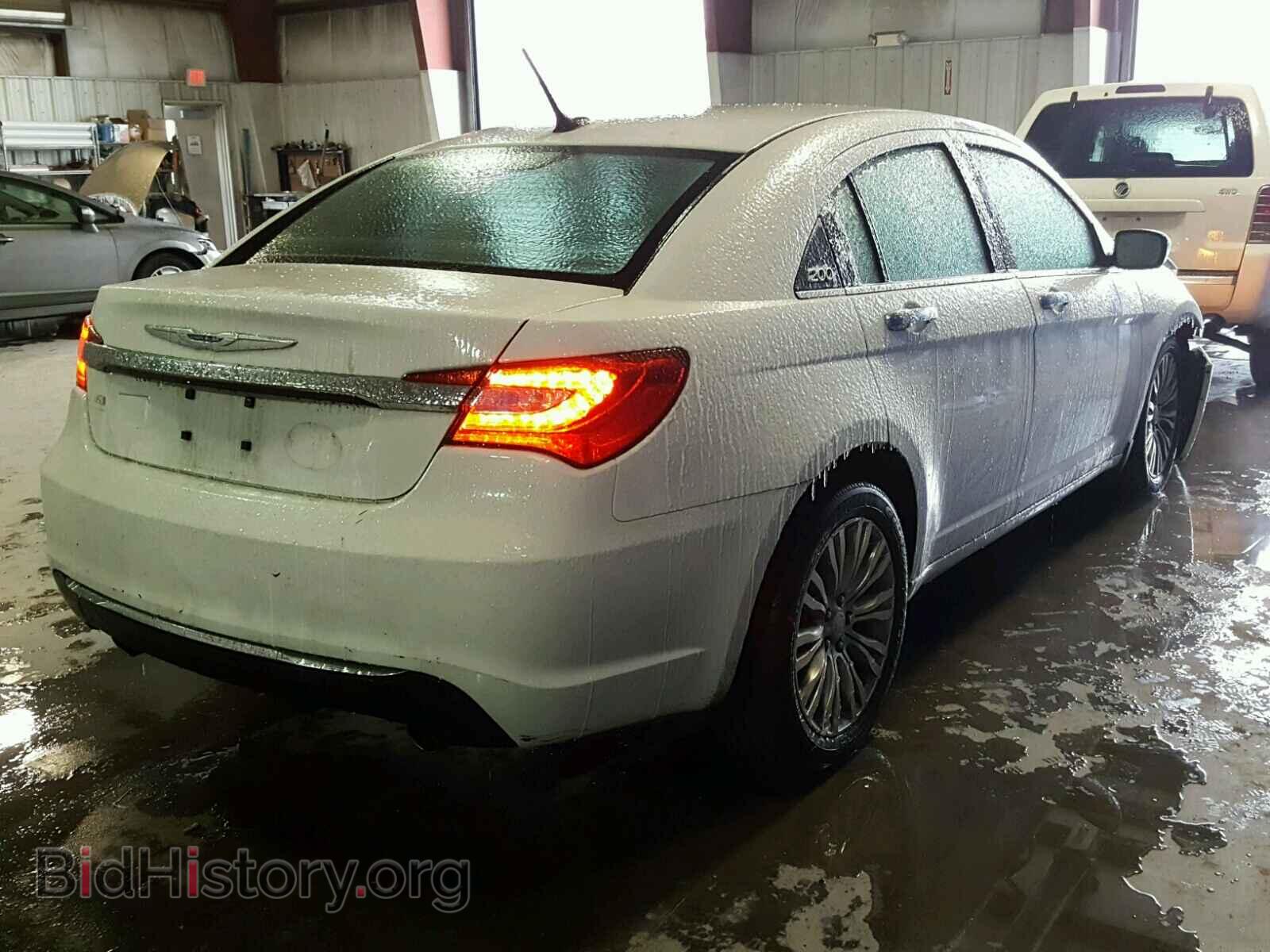 2013 CHRYSLER 200 - VIN: 1C3CCBCG3DN524748 - Фото 4