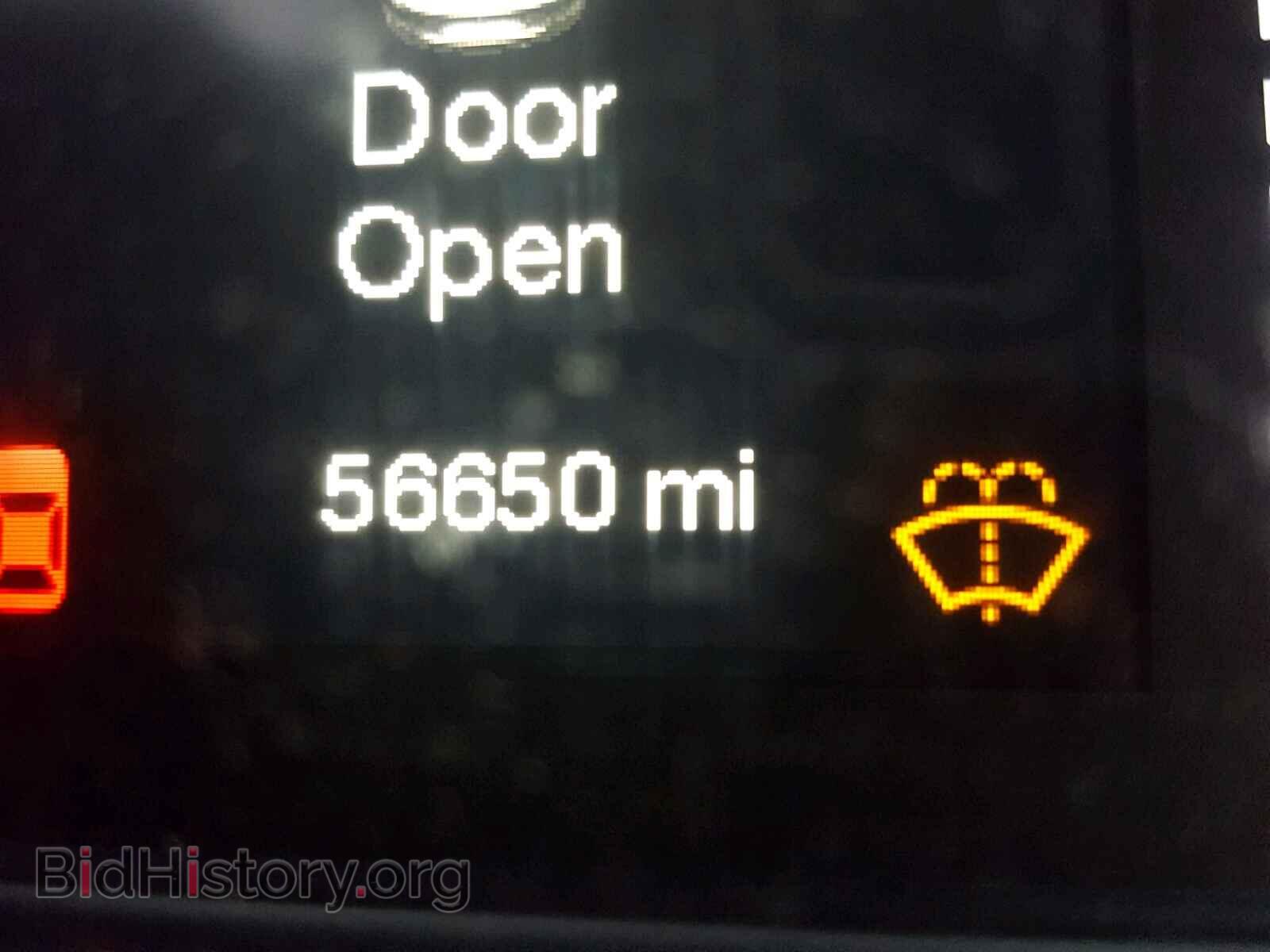 2015 CHRYSLER 200 - VIN: 1C3CCCBBXFN658834 - Фото 8