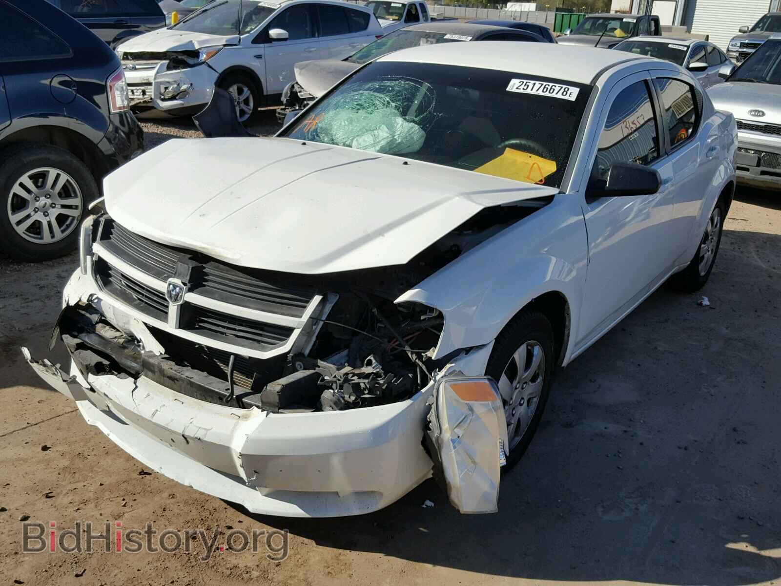 2010 DODGE AVENGER - VIN: 1B3CC4FB0AN196001 - Фото 2