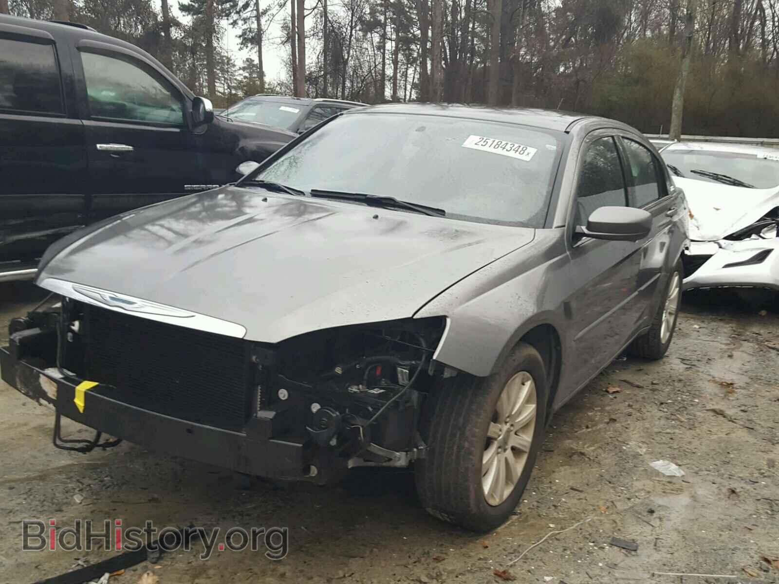2013 CHRYSLER 200 - VIN: 1C3CCBBB6DN558091 - Photo 2