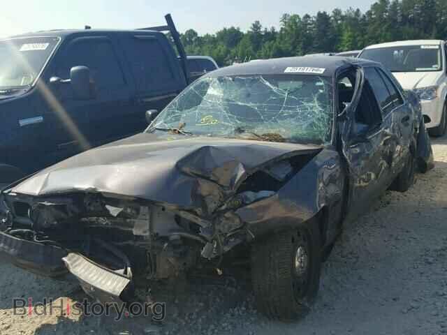 2011 FORD CROWN VIC - VIN: 2FABP7BV0BX157768 - Фото 2