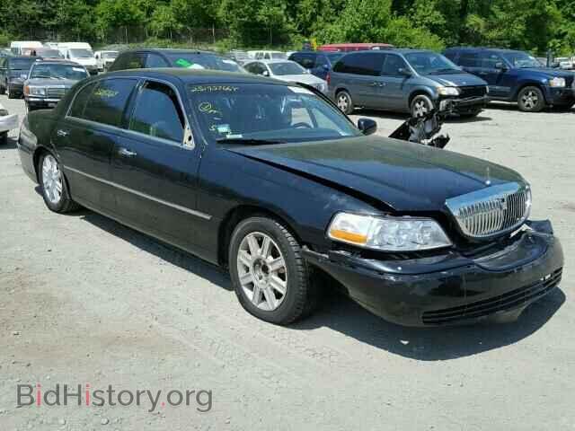 Photo 2LNHM84V99X616379 - LINCOLN TOWNCAR 2009