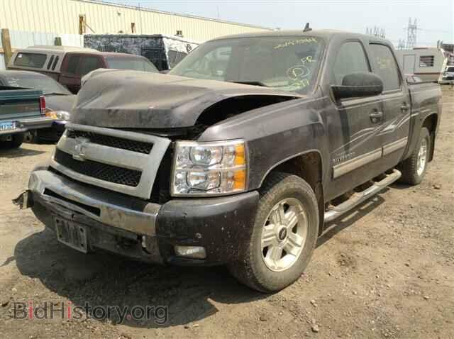 2011 CHEVROLET SILVERADO - VIN: 3GCPKSE33BG256185 - Фото 2