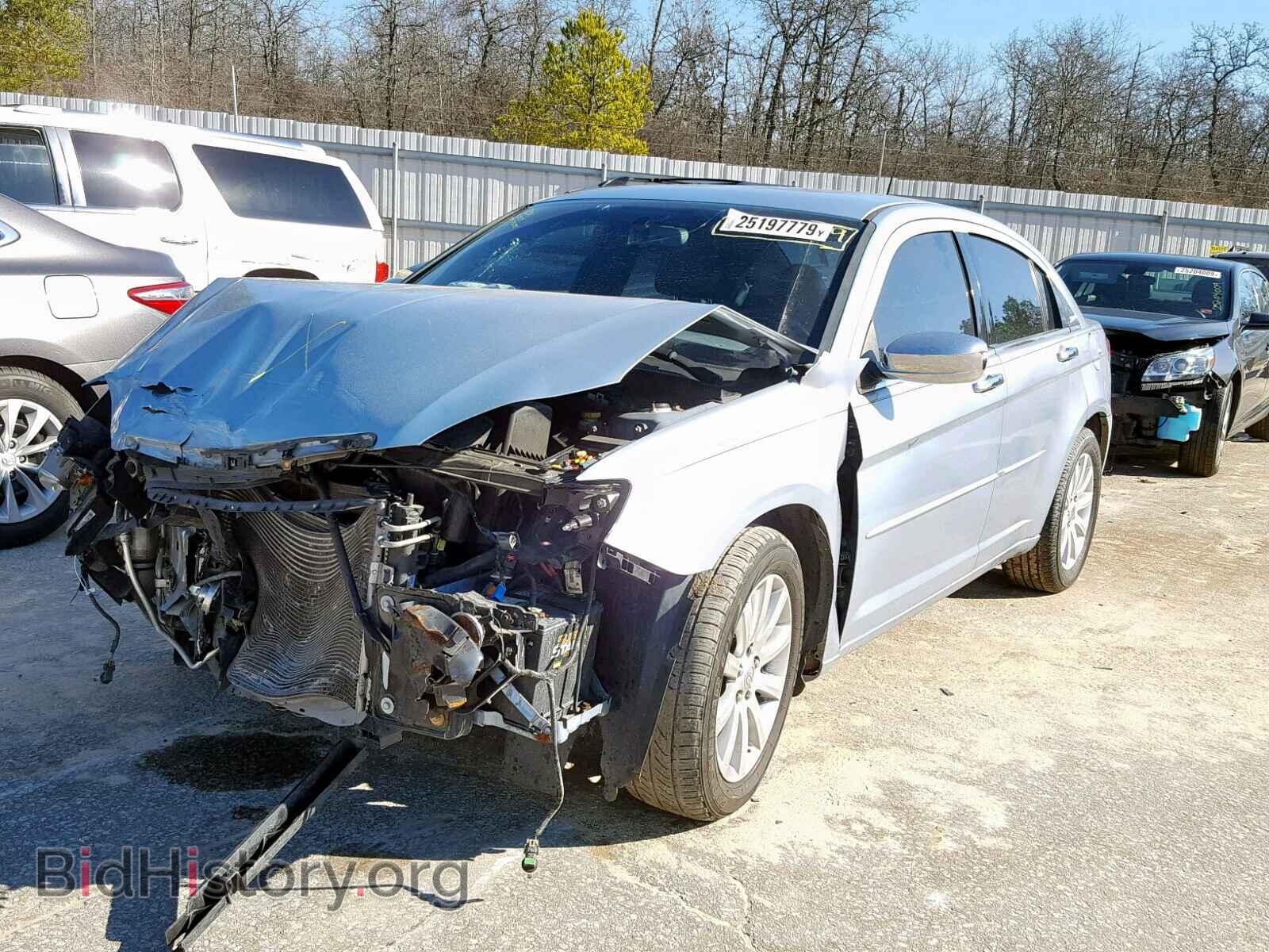 2013 CHRYSLER 200 - VIN: 1C3CCBCG2DN659171 - Photo 2