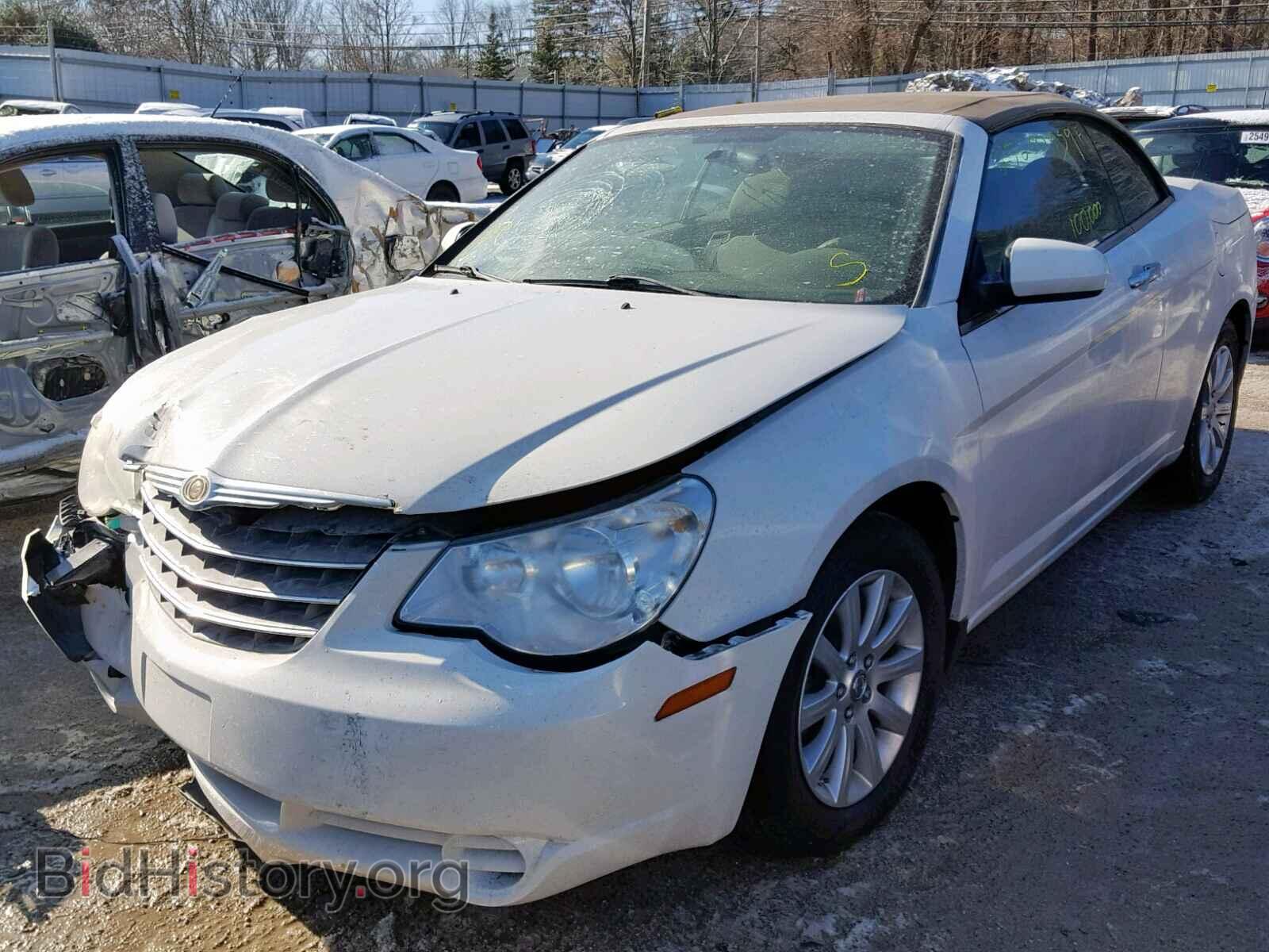 2010 CHRYSLER SEBRING - VIN: 1C3BC5ED5AN219246 - Фото 2