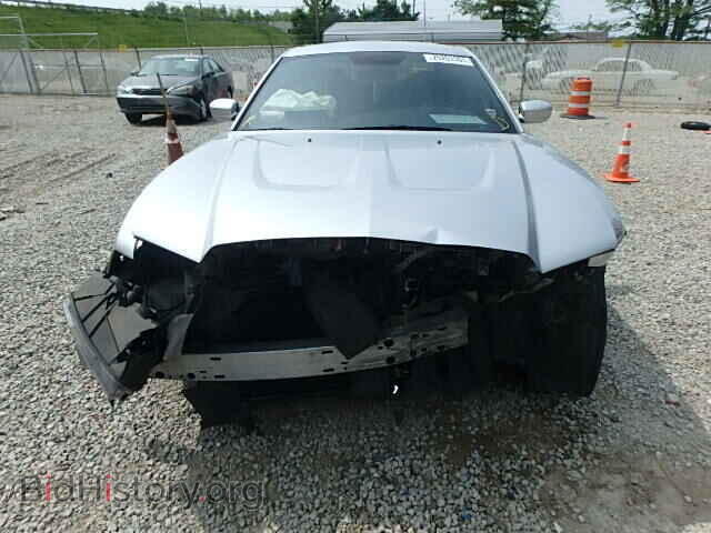 2011 DODGE CHARGER - VIN: 2B3CL3CG3BH615012 - Фото 9