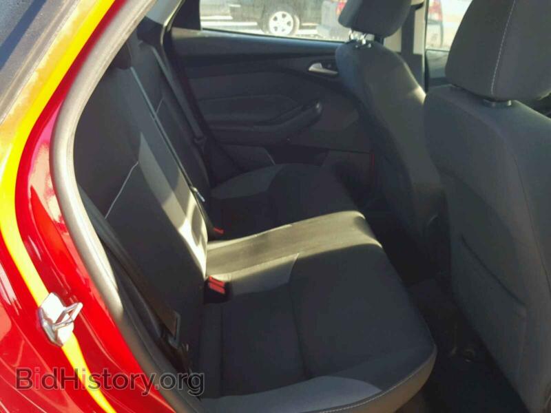 2014 Ford FOCUS (VIN 1FADP3F23EL446212) — photo 6 of 10