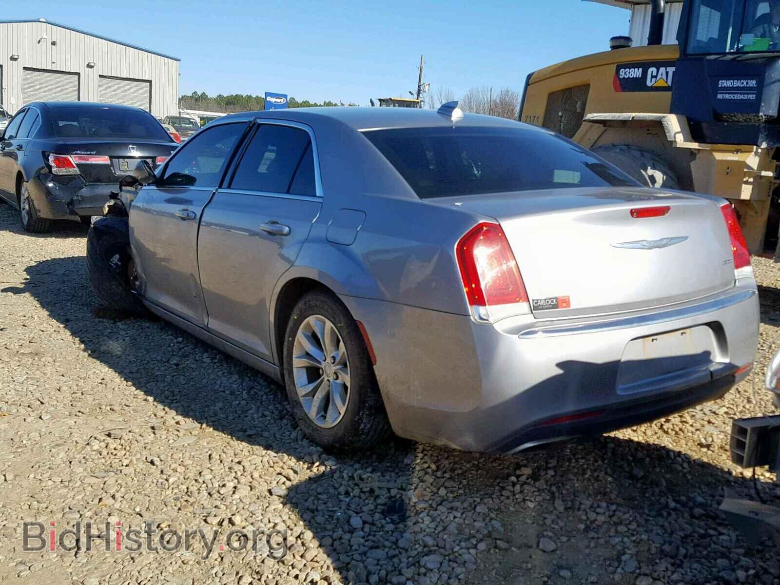 2015 CHRYSLER 300 - VIN: 2C3CCAAG3FH828641 - Фото 3